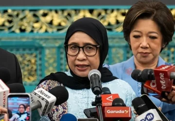 Di Balik Mundurnya Nanik S Deyang: Diuji Penyakit Jantung, Diguncang Teror Misterius