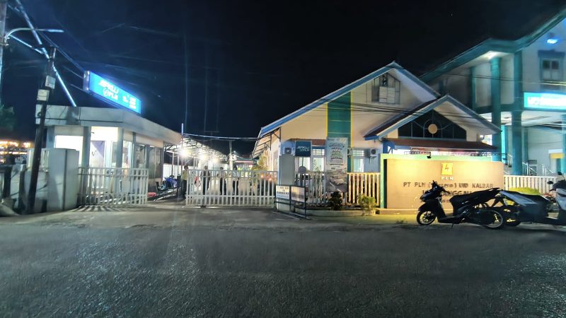 Ironi, Listrik di Kantor PLN UP3 Sanggau Nyala, Tapi Warga Gelap Gulita