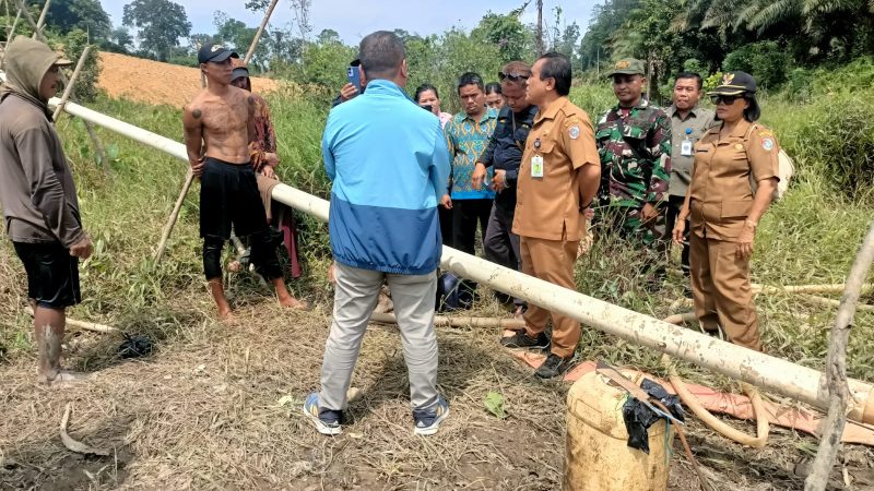 Cegah PETI, Koramil Toho Ikut Patroli dan Sosialisasi Terpadu di Desa Pentek Sadaniang