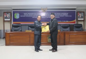 Bupati Sintang Sampaikan Raperda Perubahan Pajak dan Retribusi Daerah