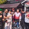 Gowes Bareng Kodam XII/Tpr, Wakasad Transit di Mempawah Sambil Bagikan Bansos