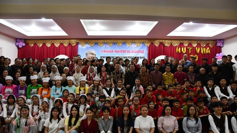 Wabup Sintang Hadiri HUT ke-30 Vihara Maitreya Agung, Dorong Kerukunan dan Peran Umat Buddha