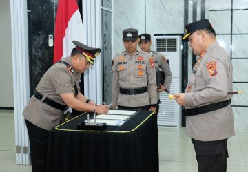 Kapolda Kalbar Pimpin Upacara Serah Terima Jabatan PJU dan Kapolres Jajaran