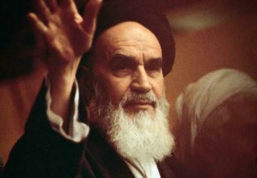 Iran Memulai Prosesi Pemakaman Enam Hari Ayatollah Ali Khamenei