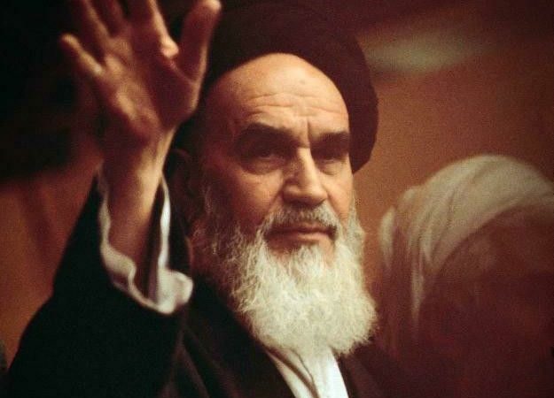 Iran Memulai Prosesi Pemakaman Enam Hari Ayatollah Ali Khamenei