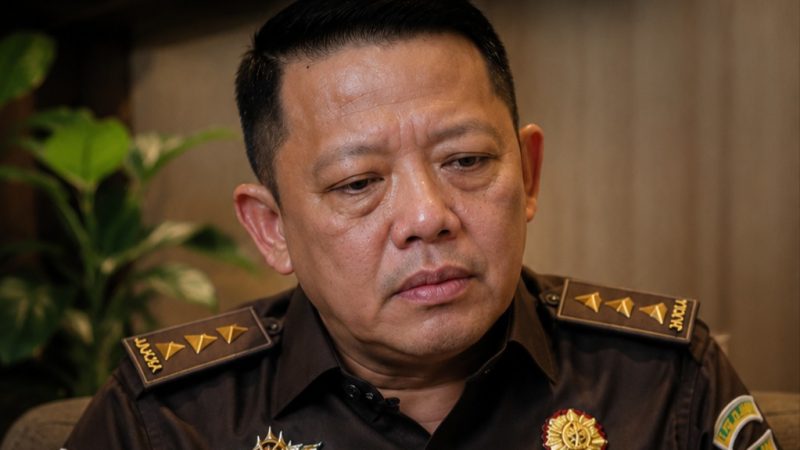 Setelah Cek VAR, Status Febrie Tersangka Lagi, Ini Hukum Apaan Guru?