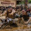Pekan Gawai Dayak Sintang Hadirkan Lomba Tangkap Babi Berlumur Oli