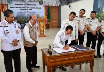 Pemkab Sintang dan Kanwil Imigarasi Kalbar Teken MoU Hadirkan Pelayanan Keimigrasian