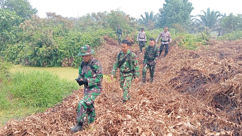Sinergi TNI-Polri Perkuat Patroli Karhutla di Wilayah Jongkat dan Segedong