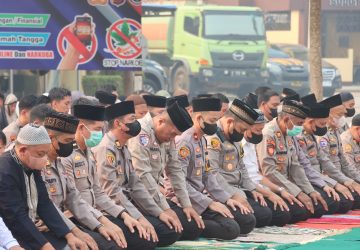Ketuk Pintu Langit, Polres Mempawah Gelar Shalat Istisqa Minta Hujan