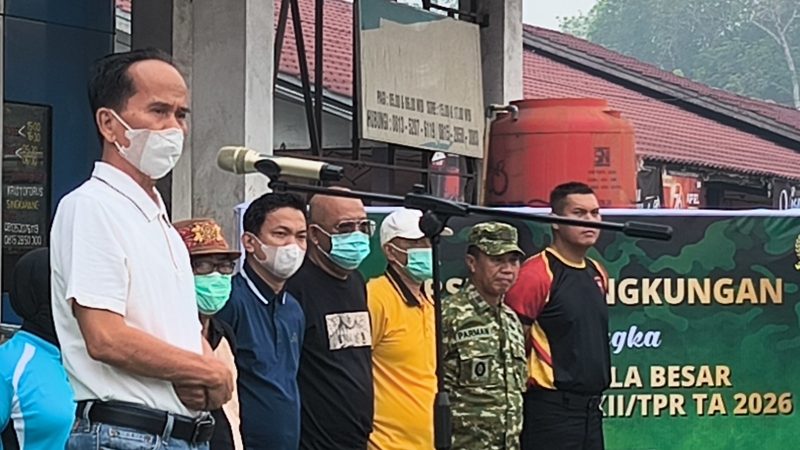 Bupati Gregorius Canangkan Gerakan Sintang Asri, Ajak Masyarakat Kelola Sampah dengan Baik