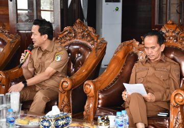 Bupati Sintang Pimpin Rapat Antisipasi Gagal Panen Daerah Akibat Kemarau Panjang